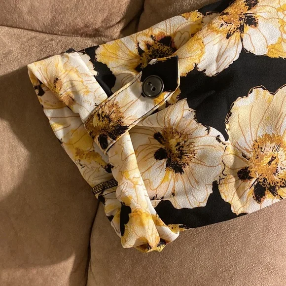 NWOT Women’s Maurice’s shirt - Picture 5 of 6